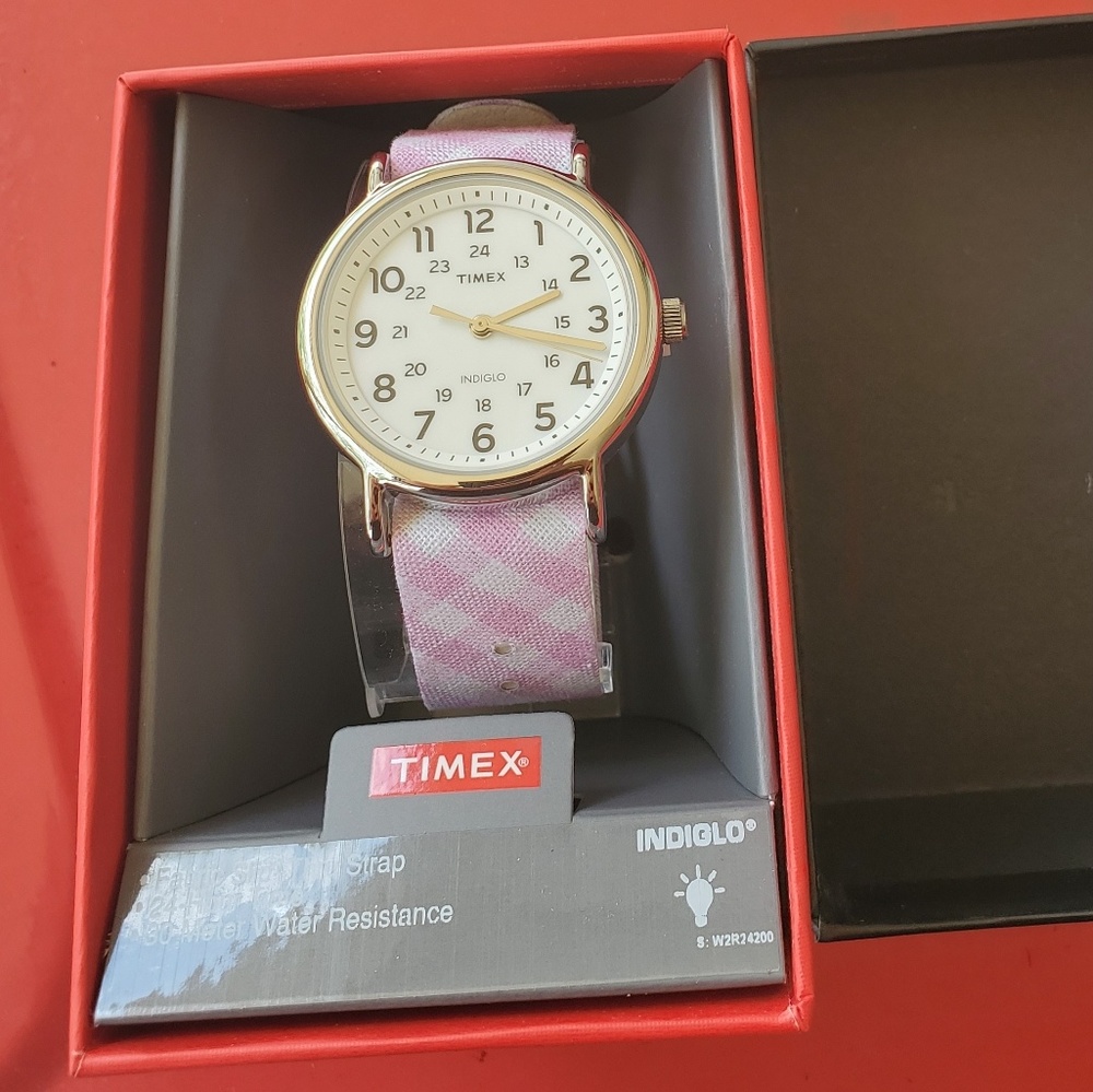 NEW! Timex Weekender Indiglo Pink Gingham watch.